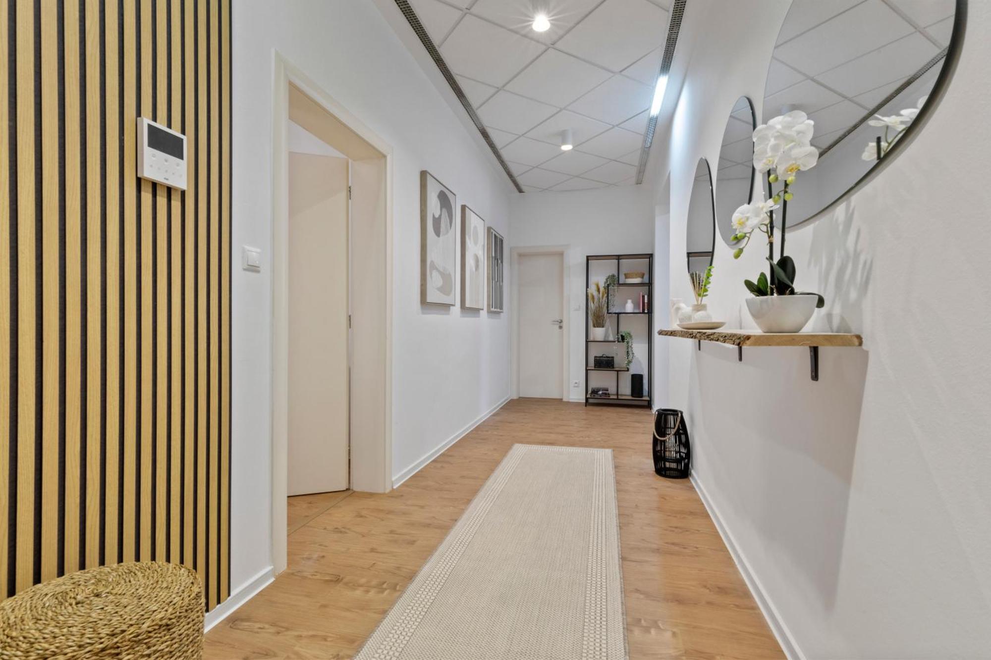 Luxe Living At Old Town Center Apartman Pozsony Kültér fotó