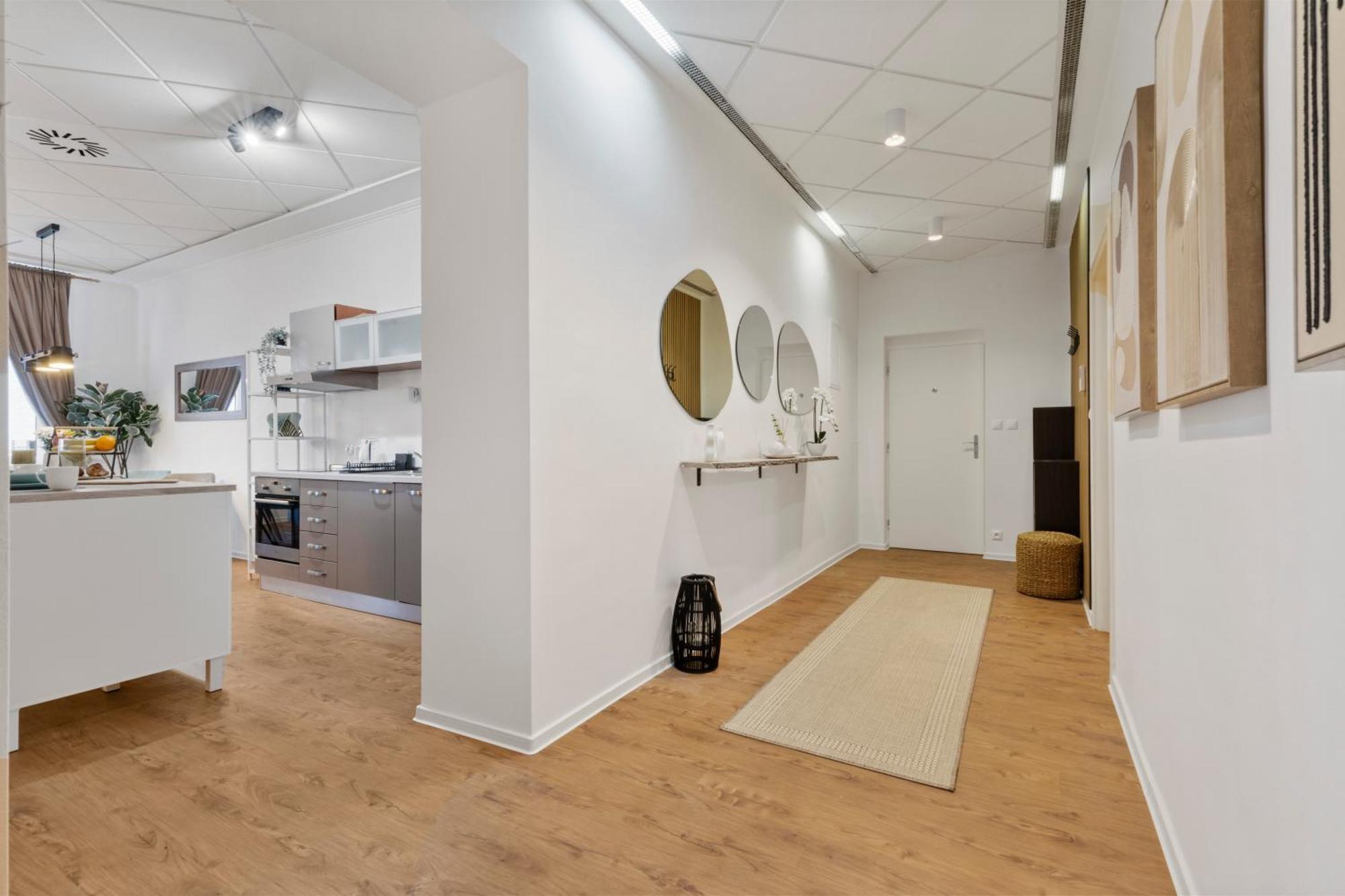 Luxe Living At Old Town Center Apartman Pozsony Kültér fotó