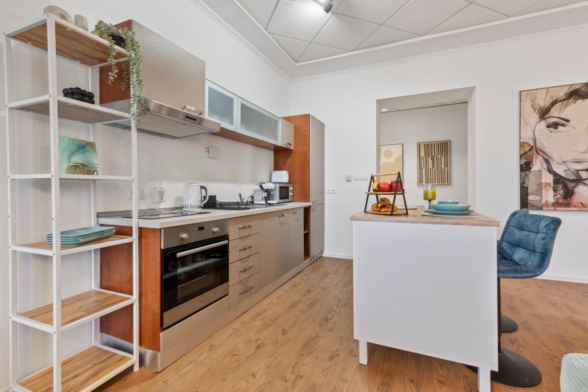 Luxe Living At Old Town Center Apartman Pozsony Kültér fotó