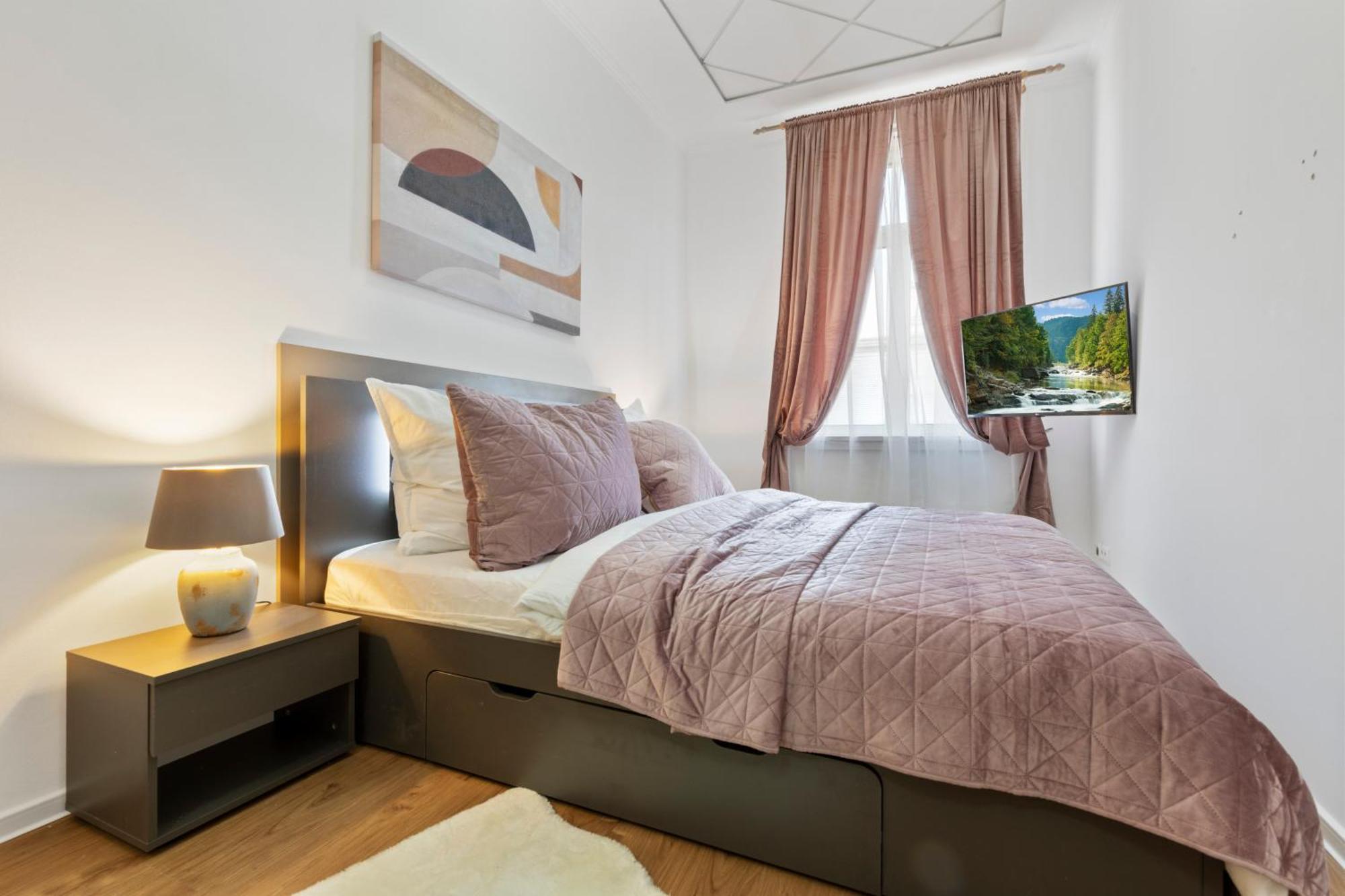 Luxe Living At Old Town Center Apartman Pozsony Kültér fotó